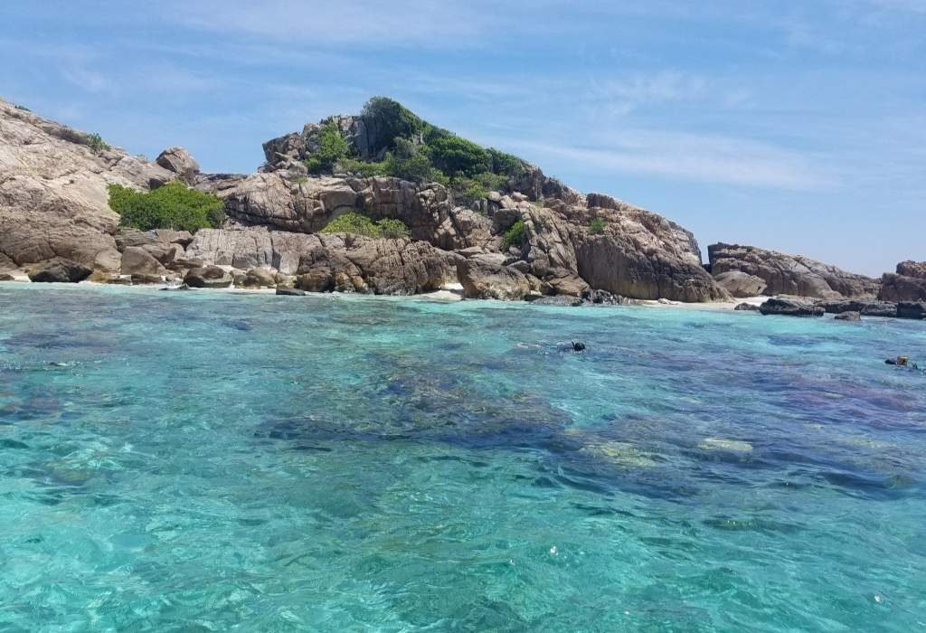 Relaxing at Perhentian Islands, Malaysia - Xplore The Earth