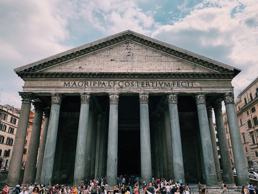 The Pantheon - Historical Places to Visit in Italy