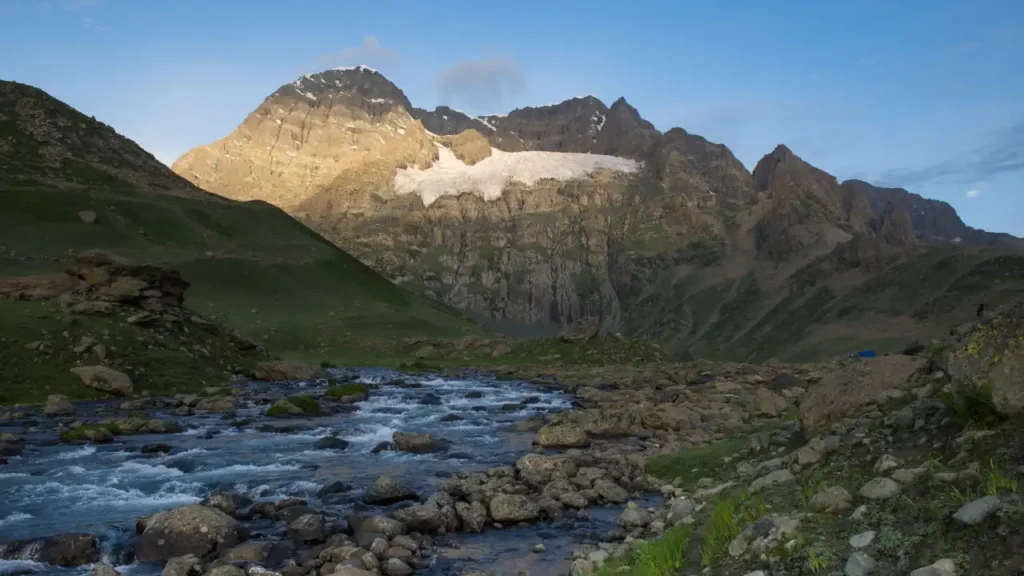 River Flowing Amidst Towering Mountains - How Difficult is the Kashmir Great Lakes Trek?