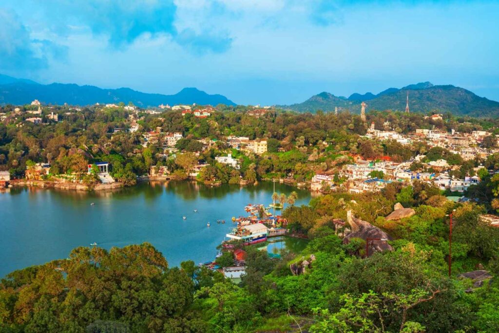Read more about the article Hotels, Homestays, Hostels & Resorts in Mount Abu | XTE Recommendations